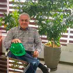 Single Iranian man in Tehran, Tehran Province, Iran