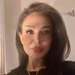 Single Iranian woman in Los Angeles, CA, United States