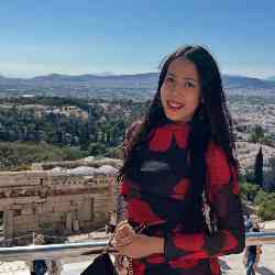 Single Iranian woman in Birmingham, UK, United Kingdom