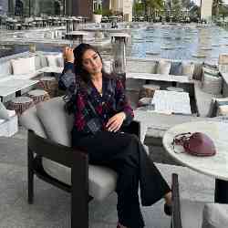 Single Iranian woman in Manchester, UK, United Kingdom