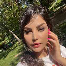 Single Iranian woman in Tehran, Tehran Province, Iran