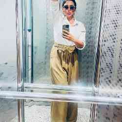 Single Iranian woman in Karaj, Alborz Province, Iran