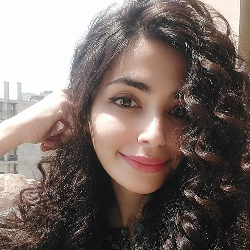 Single Iranian woman in Shiraz, Fars Province, Iran