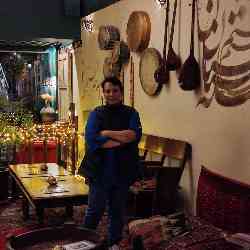 Single Iranian woman in Paris, France, France