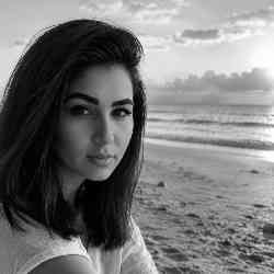 Single Iranian woman in Erbil, Iraq, Iraq