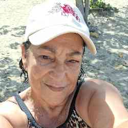 Single Iranian woman in Florida City, FL, United States