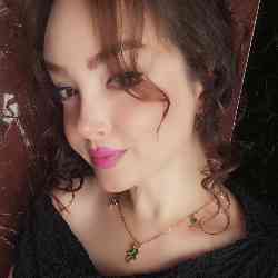 Single Iranian woman in İstanbul, استان استانبول, Turkey