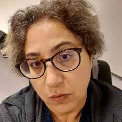 Single Iranian woman in Berger, Norge, Norway