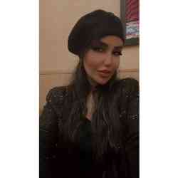 Single Iranian woman in Shiraz, Fars Province, Iran