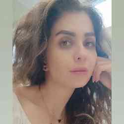 Single Iranian woman in Toronto, ON, Canada