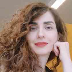 Single Iranian woman in Toronto, ON, Canada