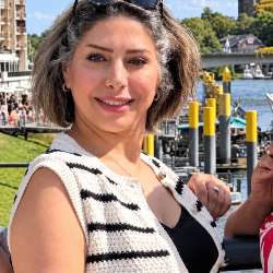 Single Iranian woman in Hamburg, Deutschland, Germany