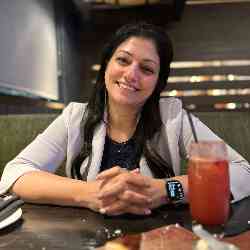 Single Iranian woman in Cincinnati, OH, United States