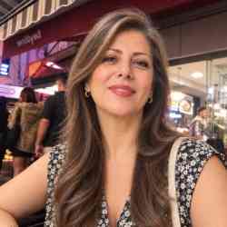 Single Iranian woman in Istanbul, İstanbul, Turkey