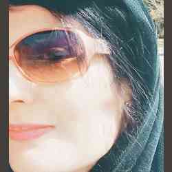 Single Iranian woman in Esfahan, Isfahan Province, Iran