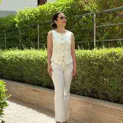 Single Iranian woman in Dubai, United Arab Emirates, United Arab Emirates