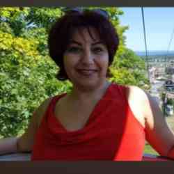 Single Iranian woman in Toronto, ON, Canada