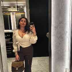 Single Iranian woman in London, UK, United Kingdom