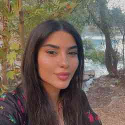 Single Iranian woman in Tehran, Tehran Province, Iran