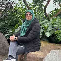 Single Iranian woman in Richmond Hill, ON, Canada