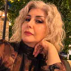Single Iranian woman in Antalya, Türkiye, Turkey
