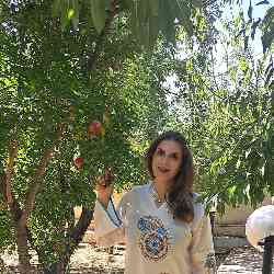 Single Iranian woman in Tehran, استان تهران, Iran