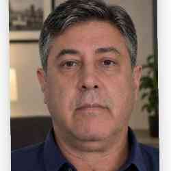 Single Iranian man in London, UK, United Kingdom