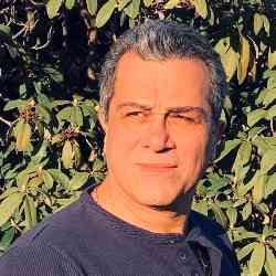 Single Iranian man in Vancouver, BC, Canada