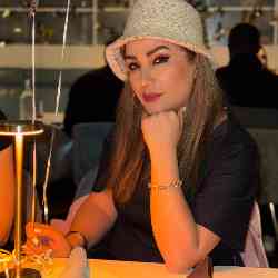 Single Iranian woman in Irvine, California, United States