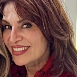 Single Iranian woman in Irvine, California, United States