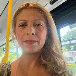 Single Iranian woman in Stockholm, Stockholms län, Sweden