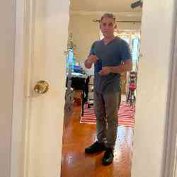 Single Iranian man in Irvine, California, United States