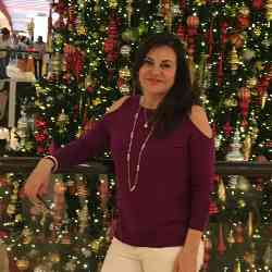 Single Iranian woman in Irvine, California, United States