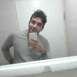 Single Iranian man in New York, New York, United States