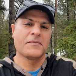 Single Iranian man in Irvine, California, United States