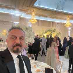 Single Iranian man in New York, New York, United States