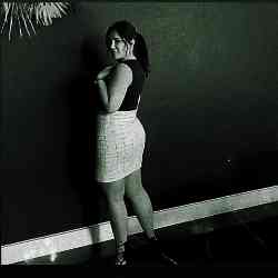 Single Iranian woman in London, England, United Kingdom