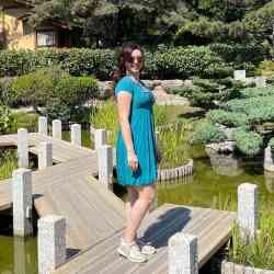 Single Iranian woman in London, England, United Kingdom