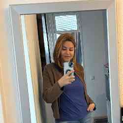 Single Iranian woman in Berlin, Berlin, Germany