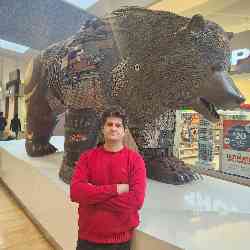 Single Iranian man in Vancouver, British Columbia, Canada