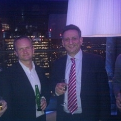 Single Greek man in London, United Kingdom