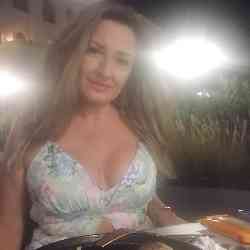 Single Greek woman in Athens, Greece