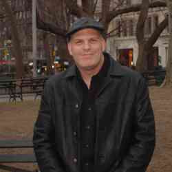 Single Greek man in Astoria, New York, United States