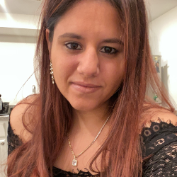 Single Greek woman in New York, New York, United States