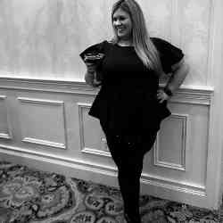 Single Greek woman in Boston, Massachusetts, United States