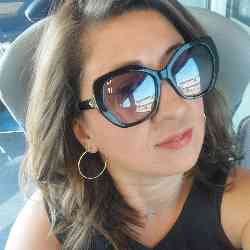 Single Greek woman in Manchester, England, United Kingdom