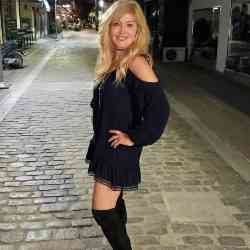 Single Greek woman in Toronto, ON, Canada