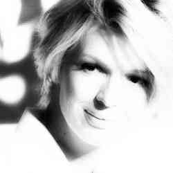 Single Greek woman in Toronto, Ontario, Canada