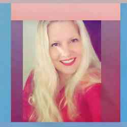 Single Greek woman in Toronto, Ontario, Canada