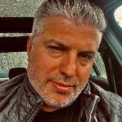 Single Greek man in Boston, Massachusetts, United States